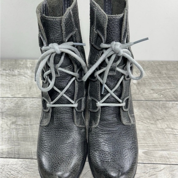 Sorel NL3491 Joan of Arctic Wedge II Women’s Gray Leather Booties Boots Size 8.5 - Picture 3 of 10